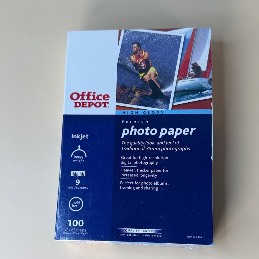 NWT Office Depot Premium High Gloss Photo Paper - White Unopened